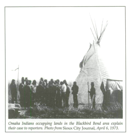 Omaha indians occupying lands in the Blackbird Bend area explain their case to reporters - photo from Sioux City Journal